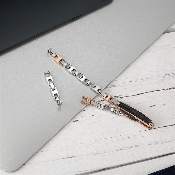 Carbon Edge Dual-Tone Adjustable Link Bracelet suppliers Carbon Edge Dual-Tone Adjustable Link Bracelet suppliers