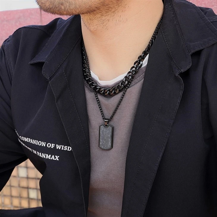 Carbon Texture Black Rectangular Pendant Necklace high quality Carbon Texture Black Rectangular Pendant Necklace high quality